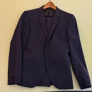 H&M Men’s Navy Suit